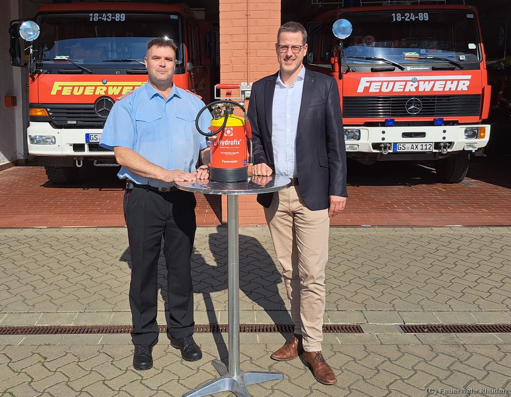 Freiwillige Feuerwehr Rhüden schafft Hydrofix an